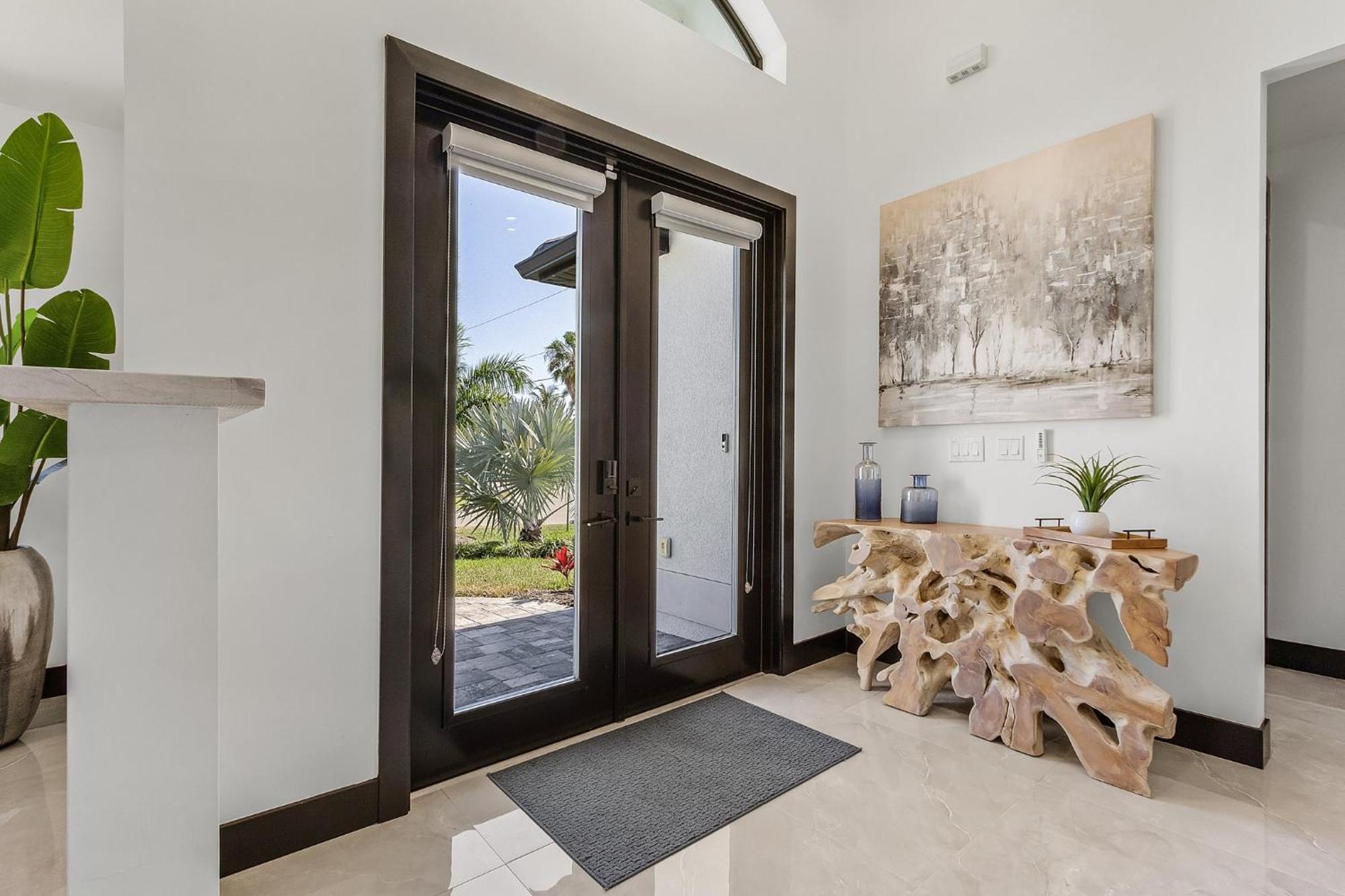 Gorgeous! Heated, Saltwater Pool And Spa, Custom Outdoor Kitchen - Still Waters - Roelens