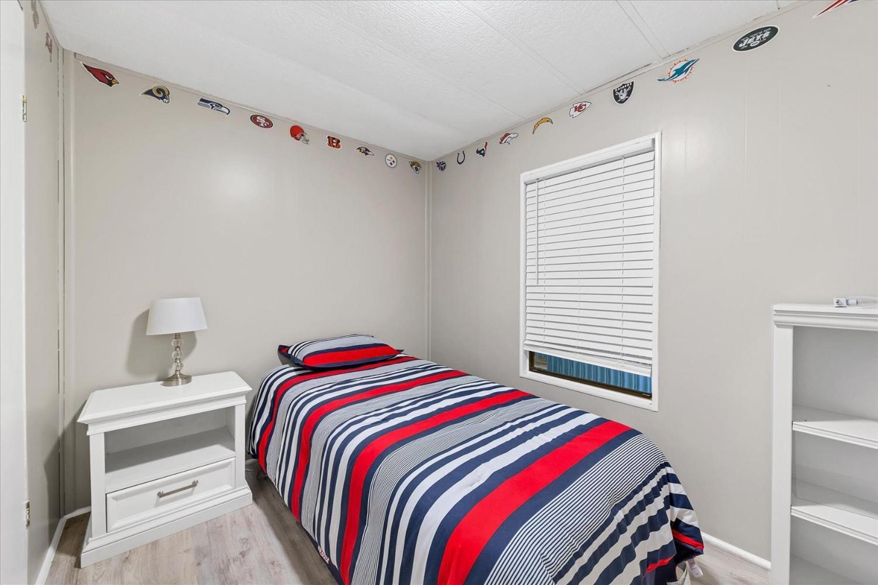 Holiday home 7324 Candace Ln