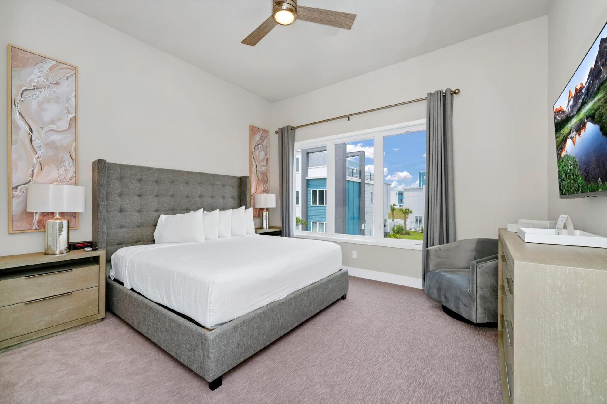 Spacious Modern With Pool Table, Rooftop Terrace And Large Loft Reunion Water Park Access Near At Spectrum Orlando By Rentyl B34-246 * Kissimmee