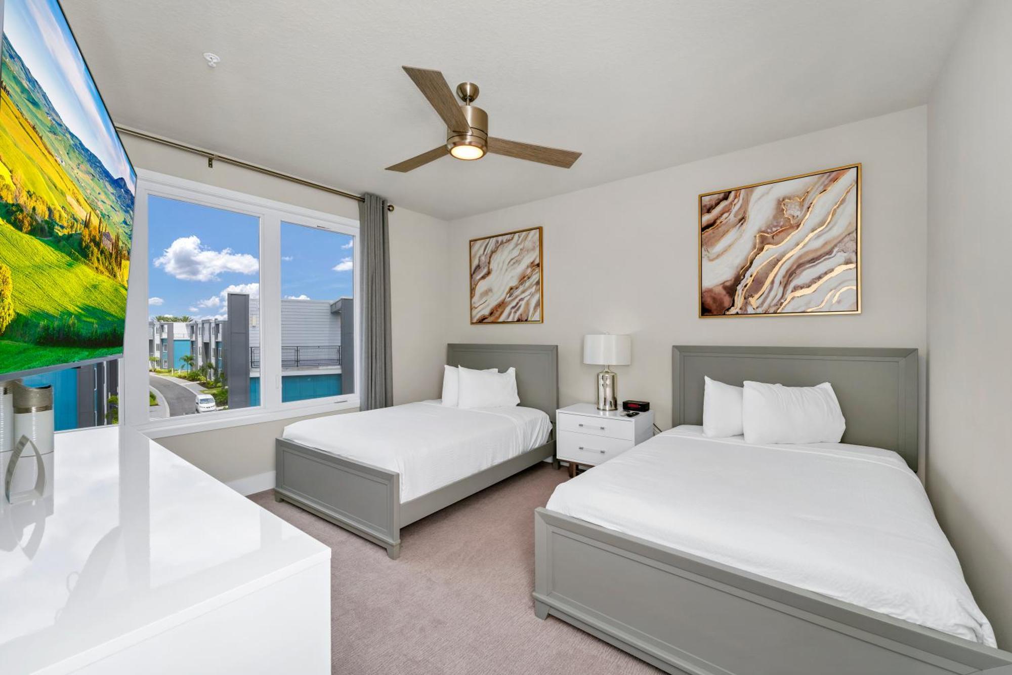 Spacious Modern With Pool Table, Rooftop Terrace And Large Loft Reunion Water Park Access Near At Spectrum Orlando By Rentyl B34-246