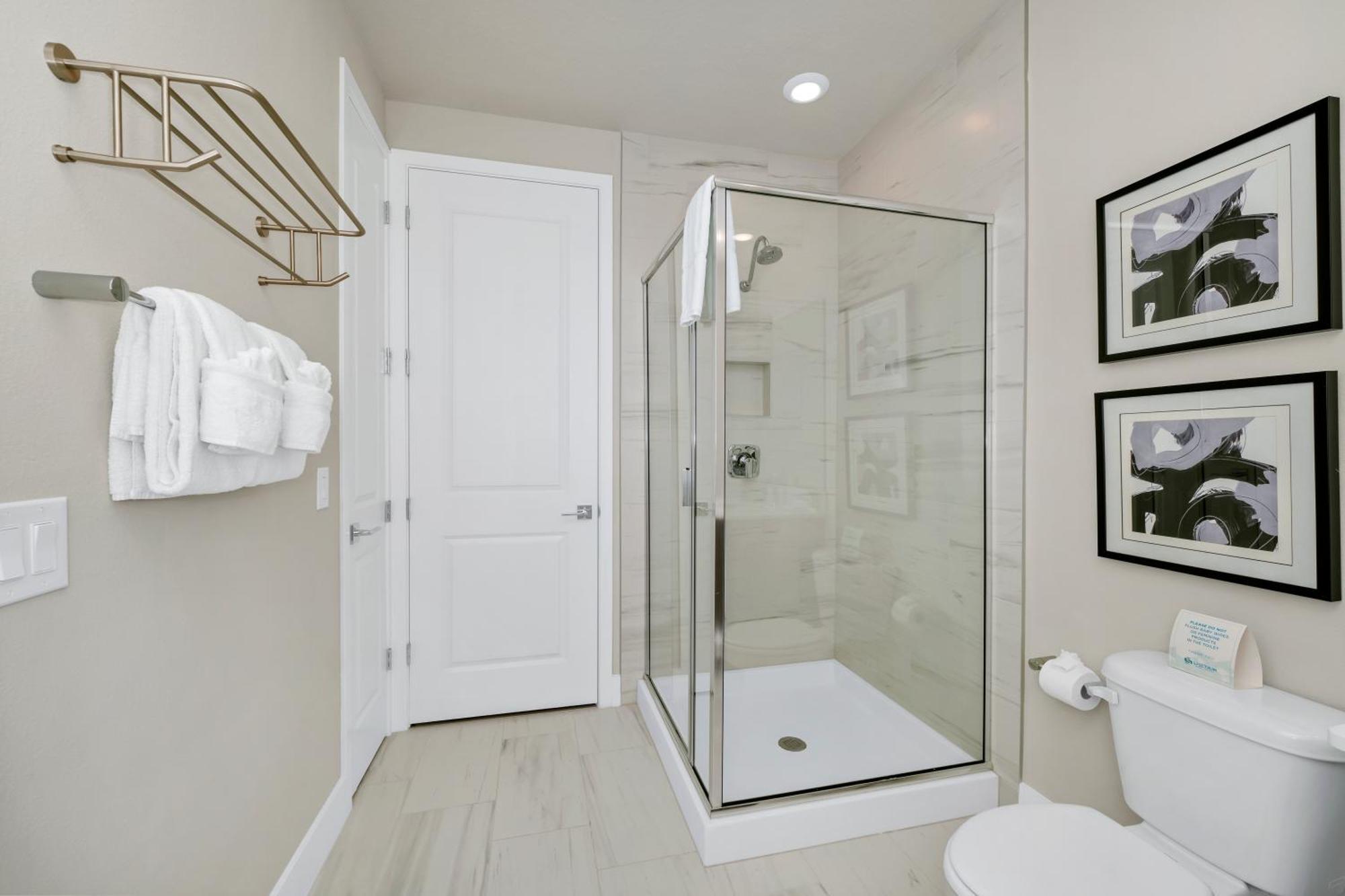 Spacious Modern With Pool Table, Rooftop Terrace And Large Loft Reunion Water Park Access Near At Spectrum Orlando By Rentyl B34-246 * Kissimmee