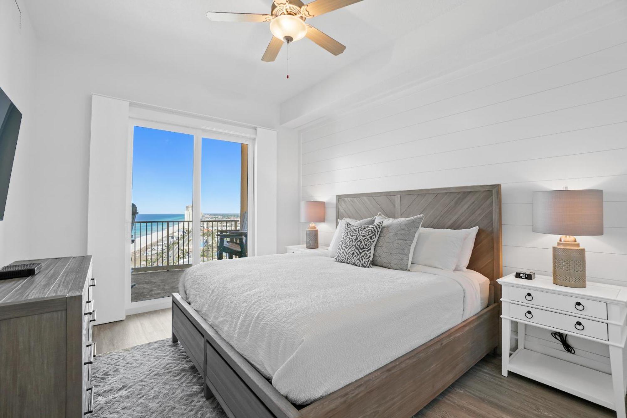 Tower 3 At Calypso Apartment *