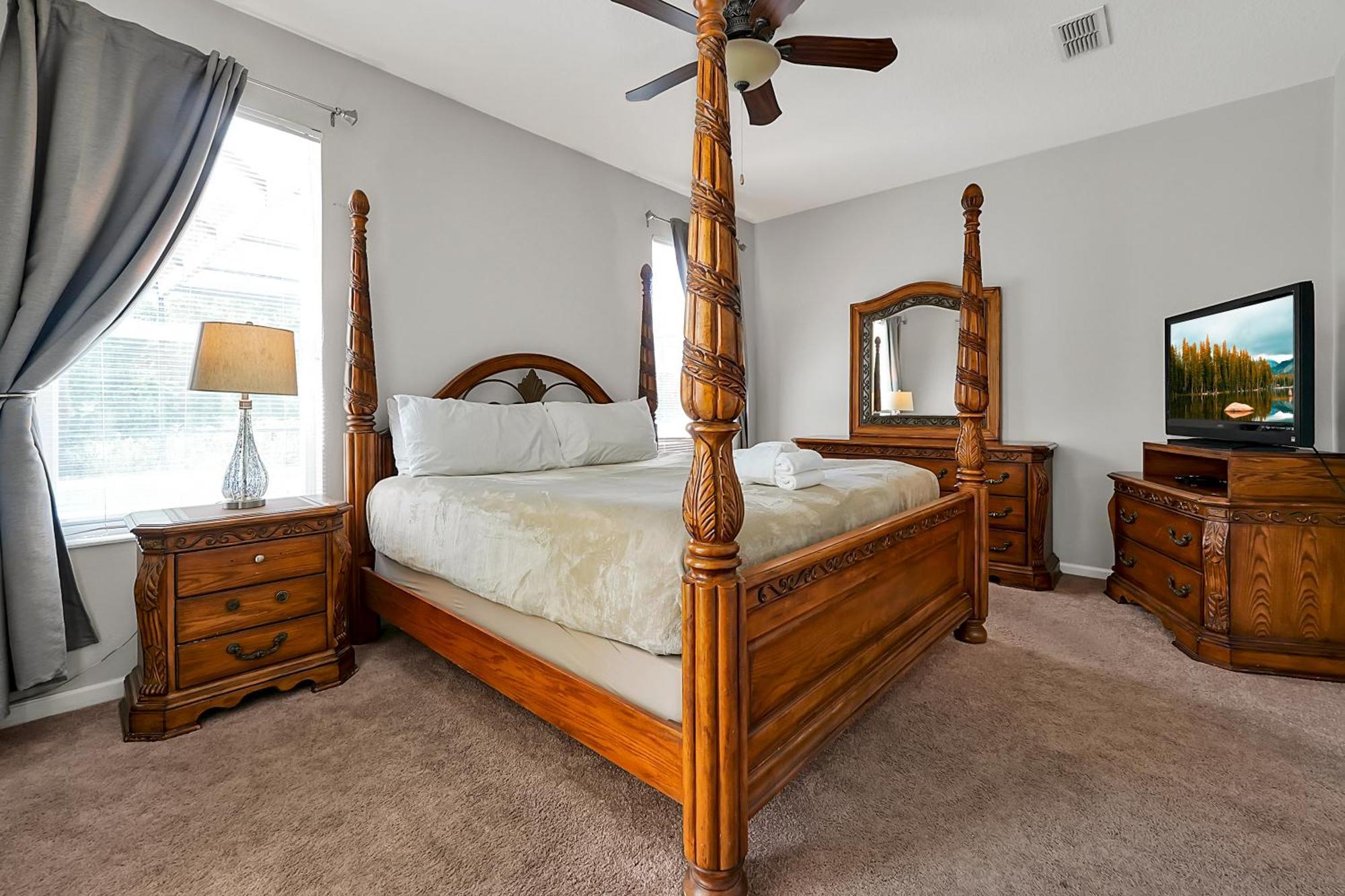 Tropical Escape: Pool,spa & Themed Game Holiday home Kissimmee