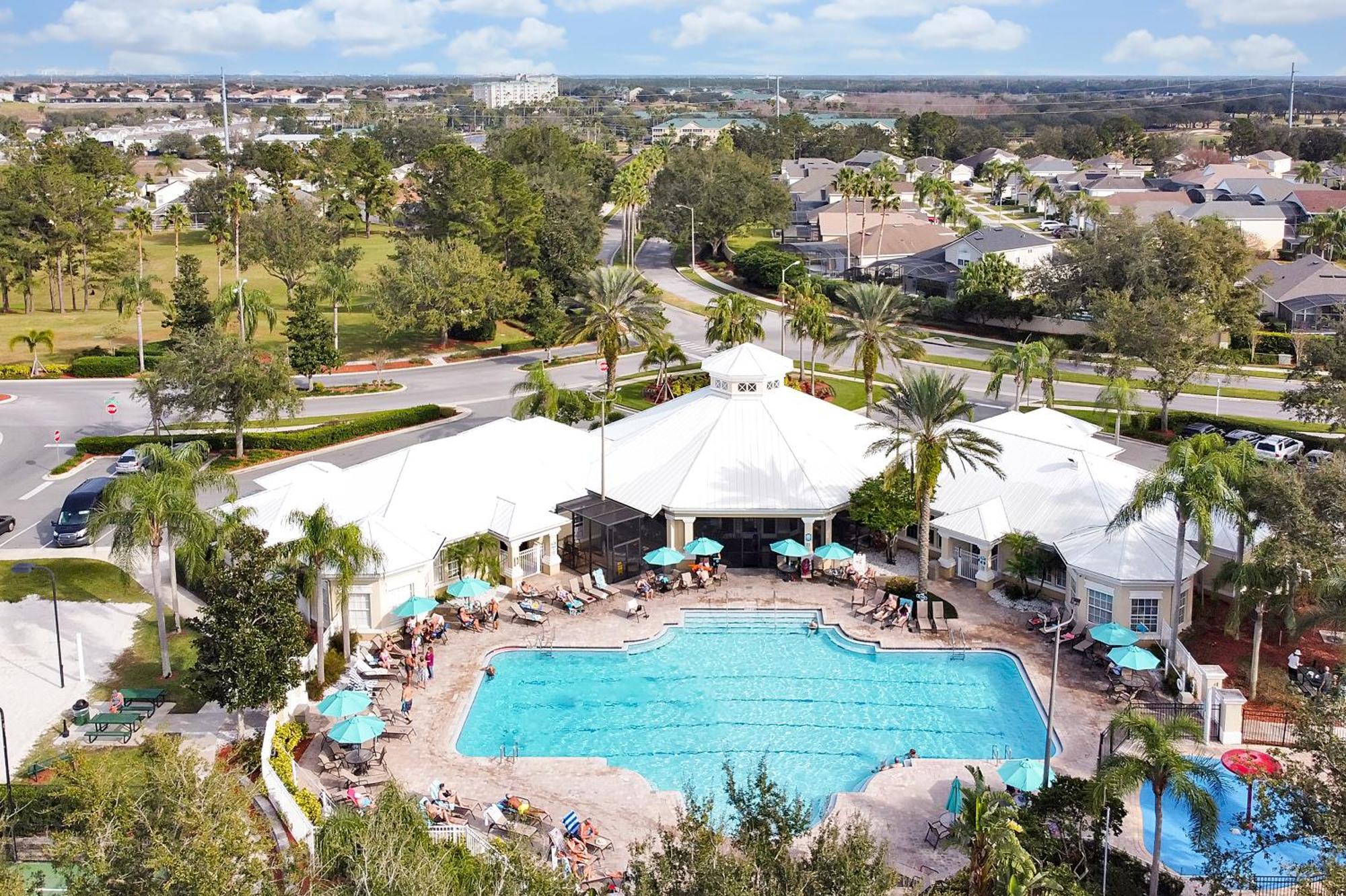 Holiday home Tropical Escape: Pool,spa & Themed Game *