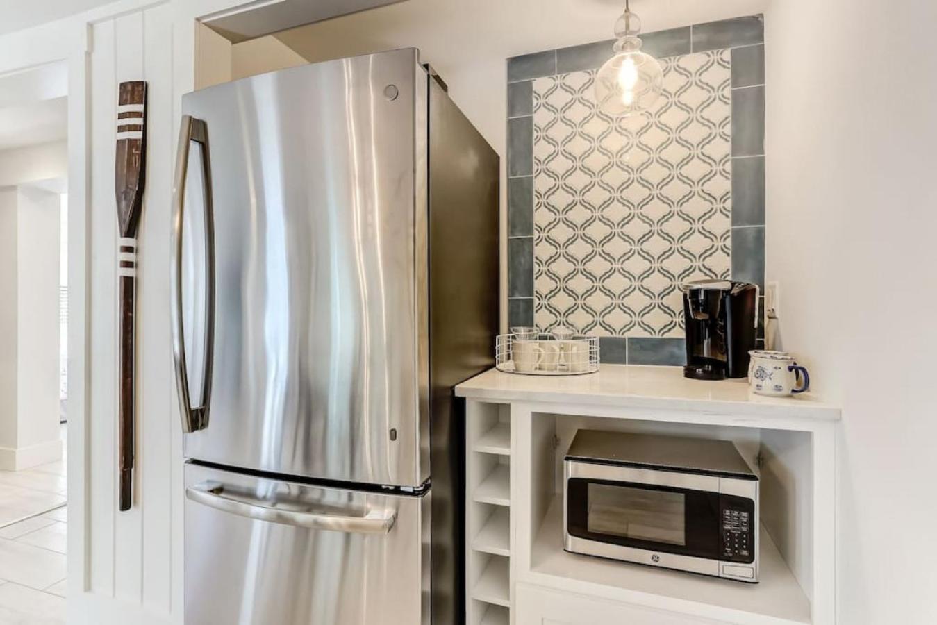 The Reef - Cozy Hideaway - Private Patio - Located Steps From The Fernandina Beach