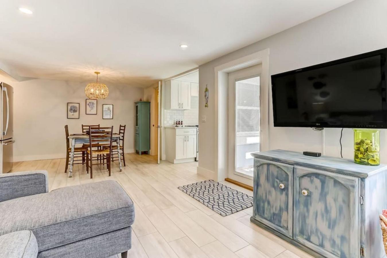 The Reef - Cozy Hideaway - Private Patio - Located Steps From The Fernandina Beach