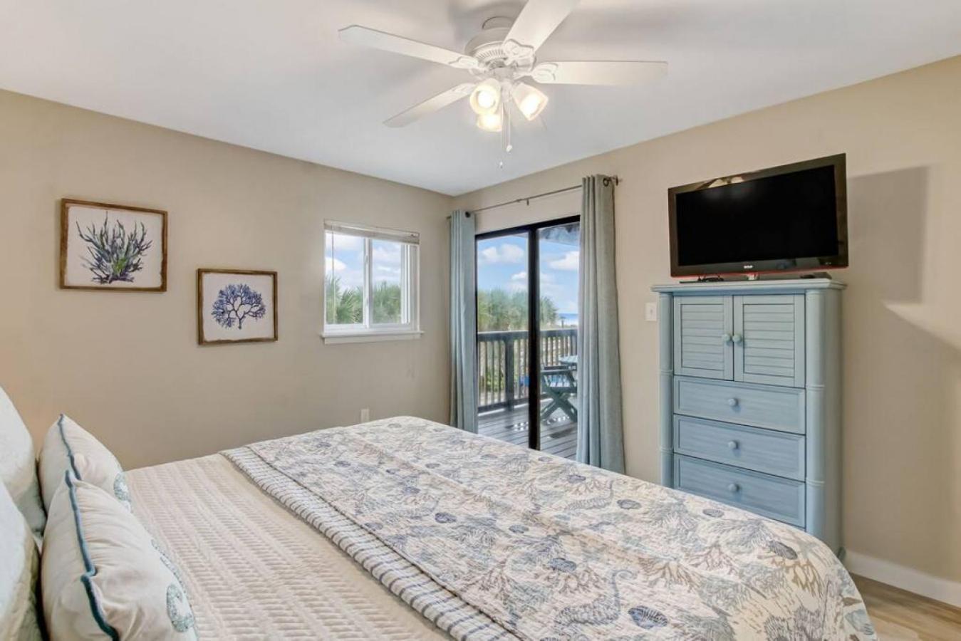 Oceanview Dollar - Balcony - Pool