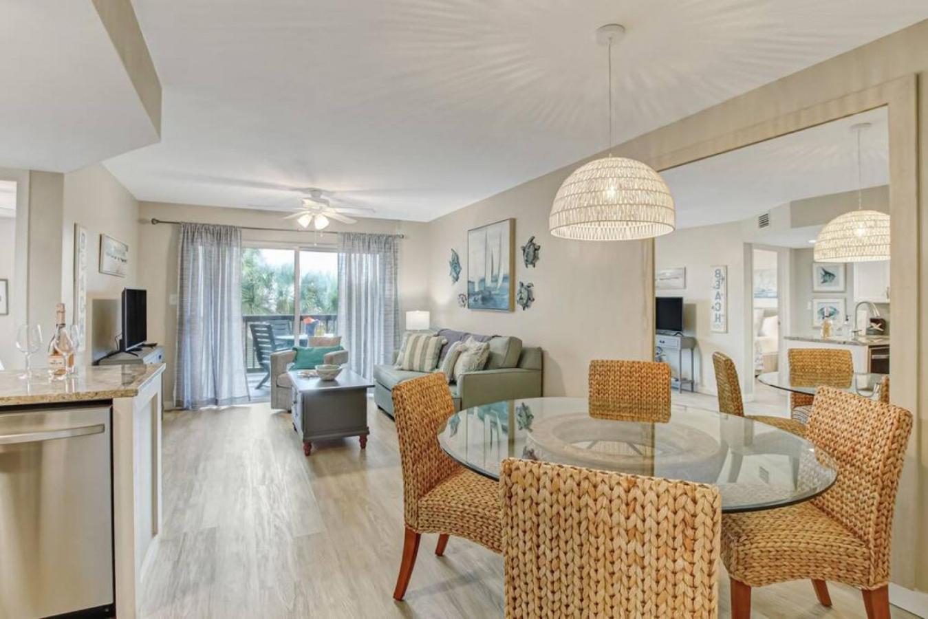 Oceanview Dollar - Balcony - Pool *