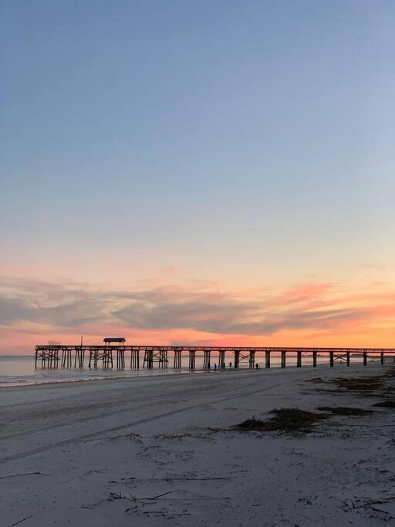 Turtle Loft - Charming Oceanfront Loft - Multiple Decks - Private Access * Fernandina Beach