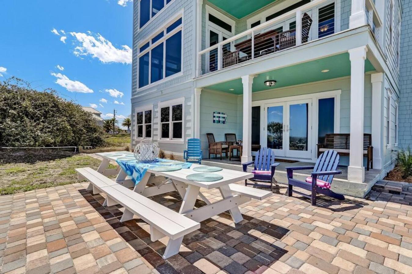 Mermaid Castle - Oceanfront Luxury House - Rooftop Deck Holiday home Fernandina Beach