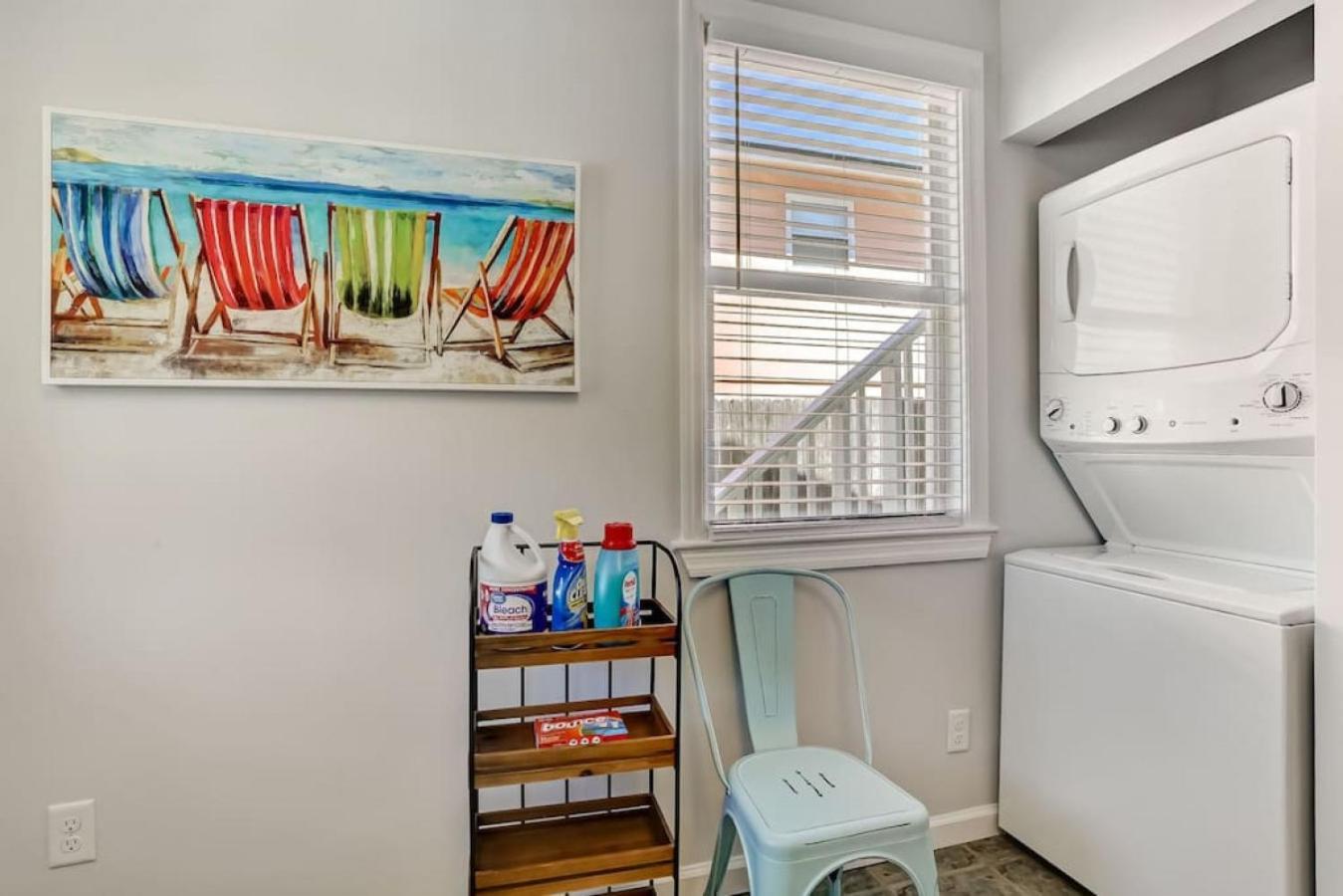 South Down - Patio - Pool - Located Across Street From Fernandina Beach