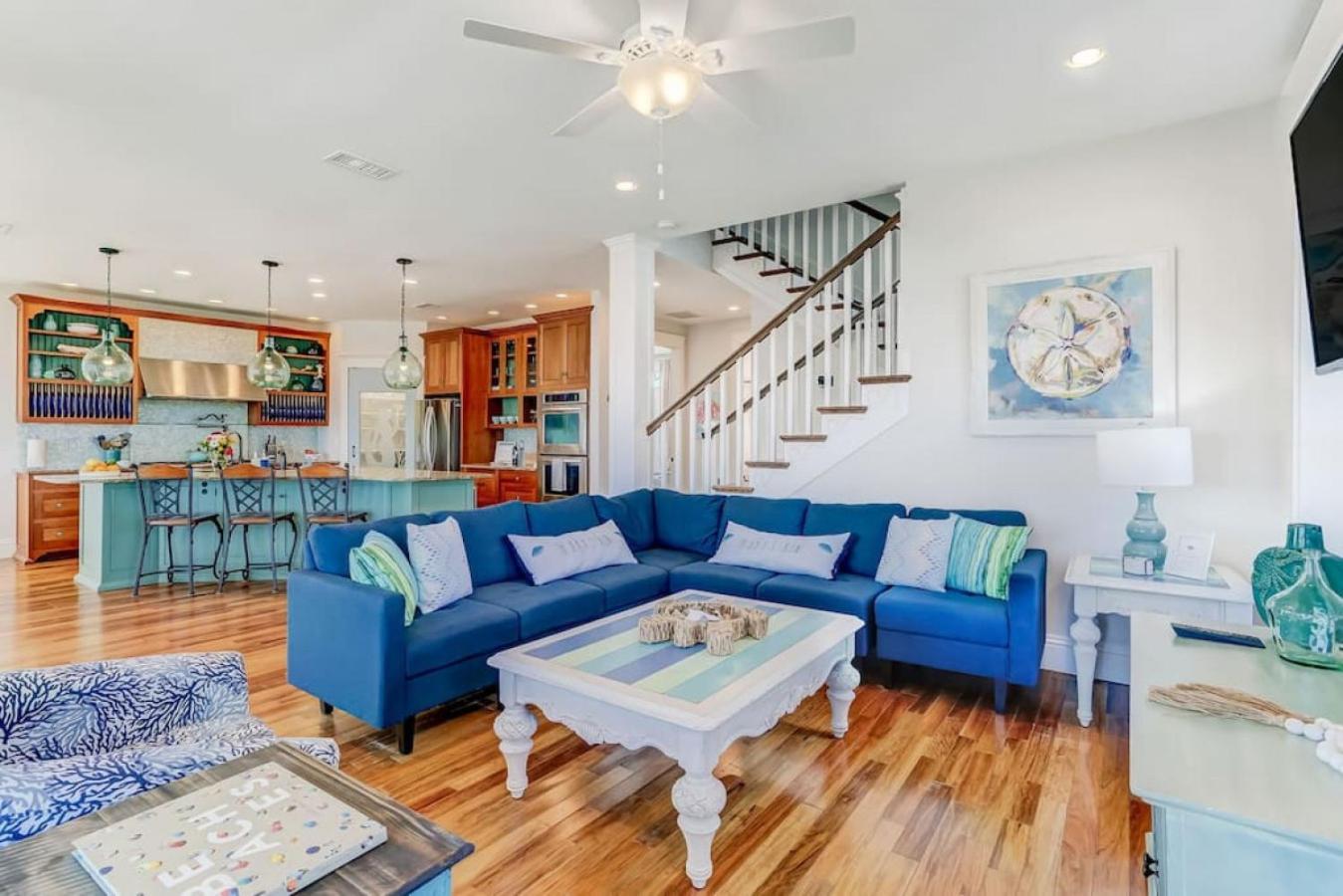 Mermaid Castle - Oceanfront Luxury House - Rooftop Deck *