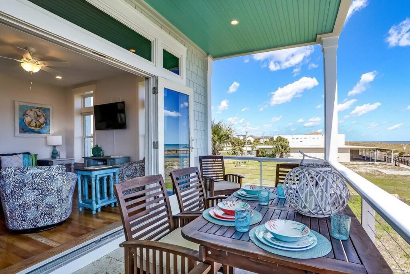 Mermaid Castle - Oceanfront Luxury House - Rooftop Deck *