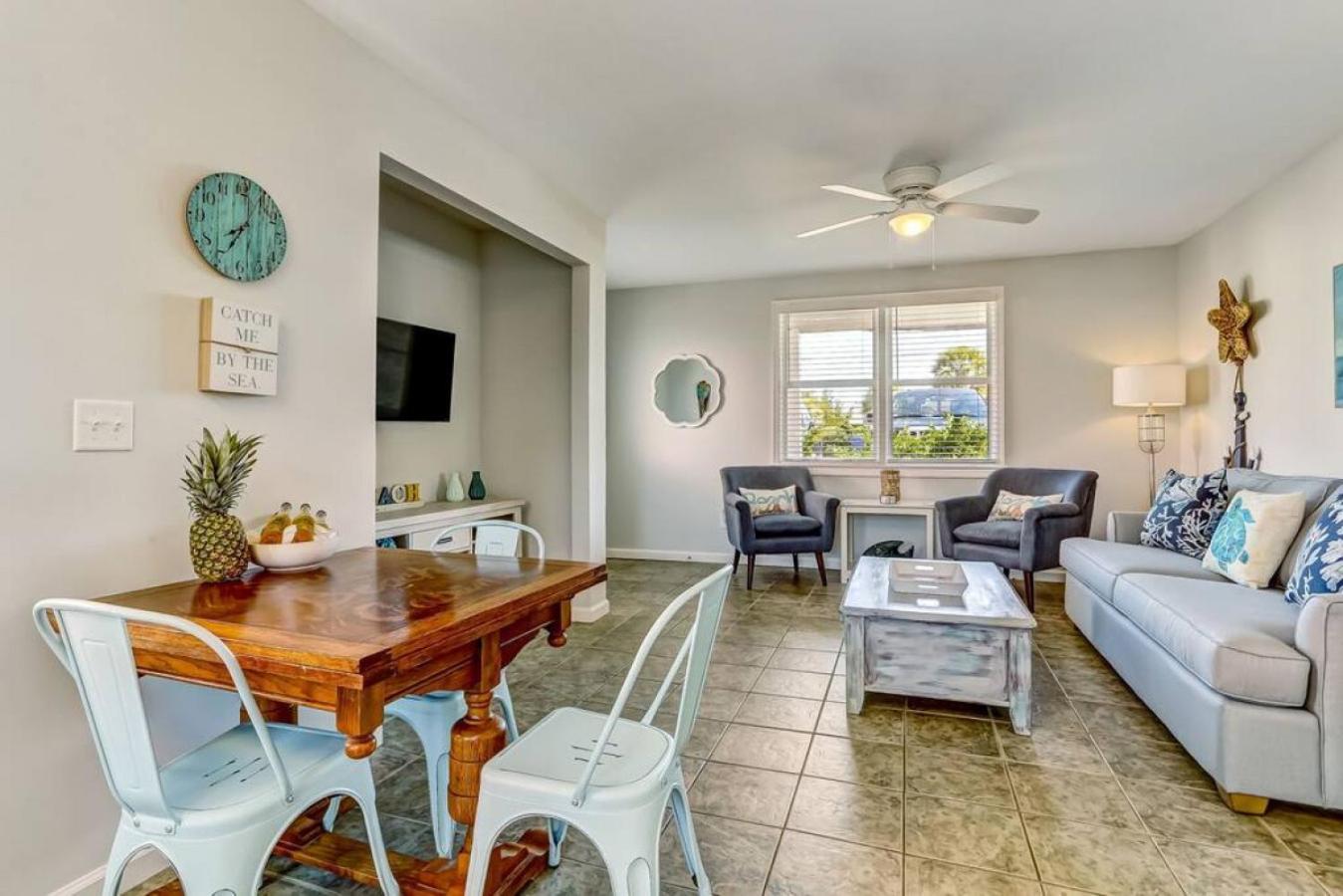 South Down - Patio - Pool - Located Across Street From * Fernandina Beach