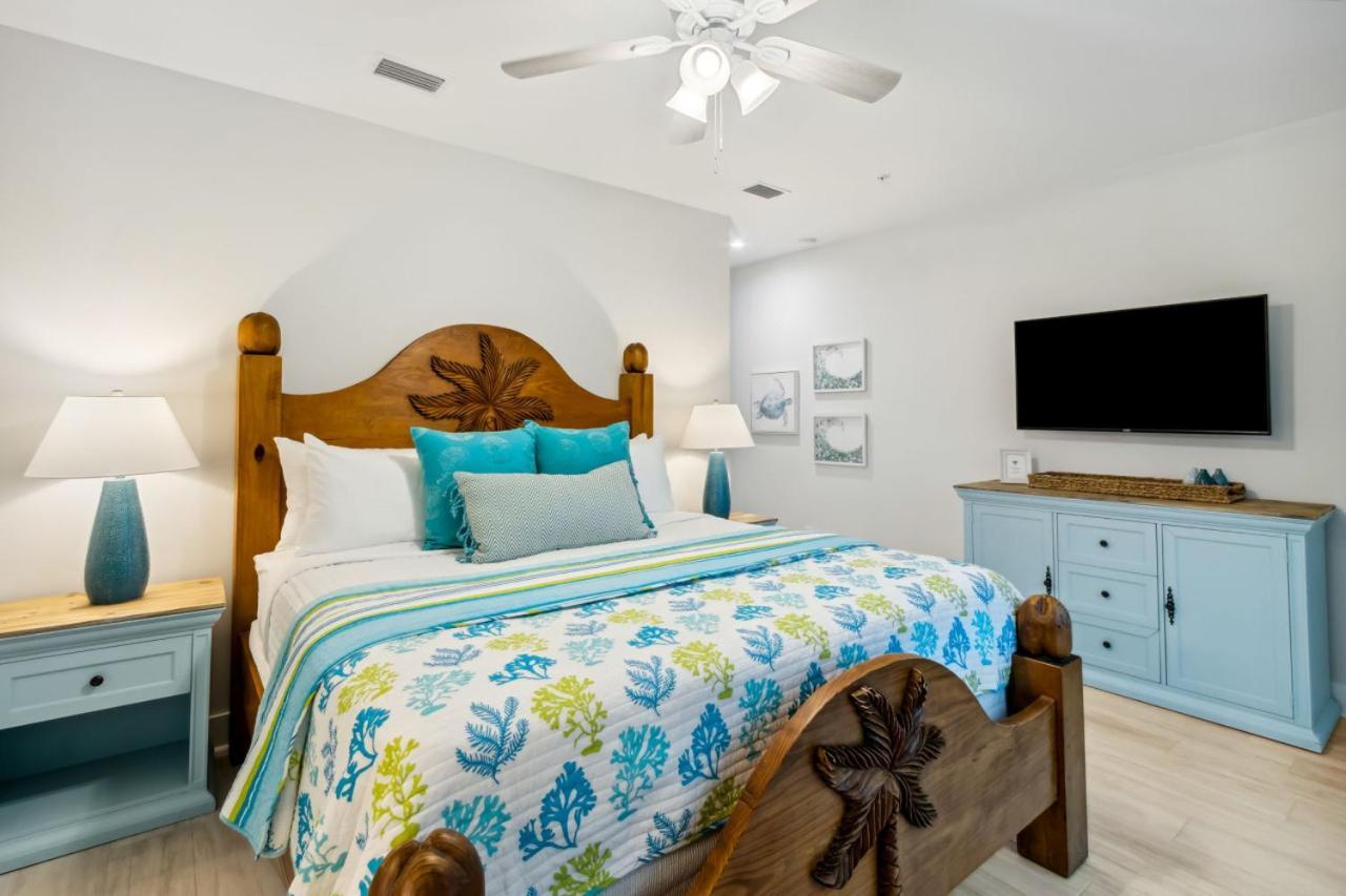 Holiday home Ocean Lookout 3 - Heated Pool, Beachfront Deck, Stunning Ocean Views