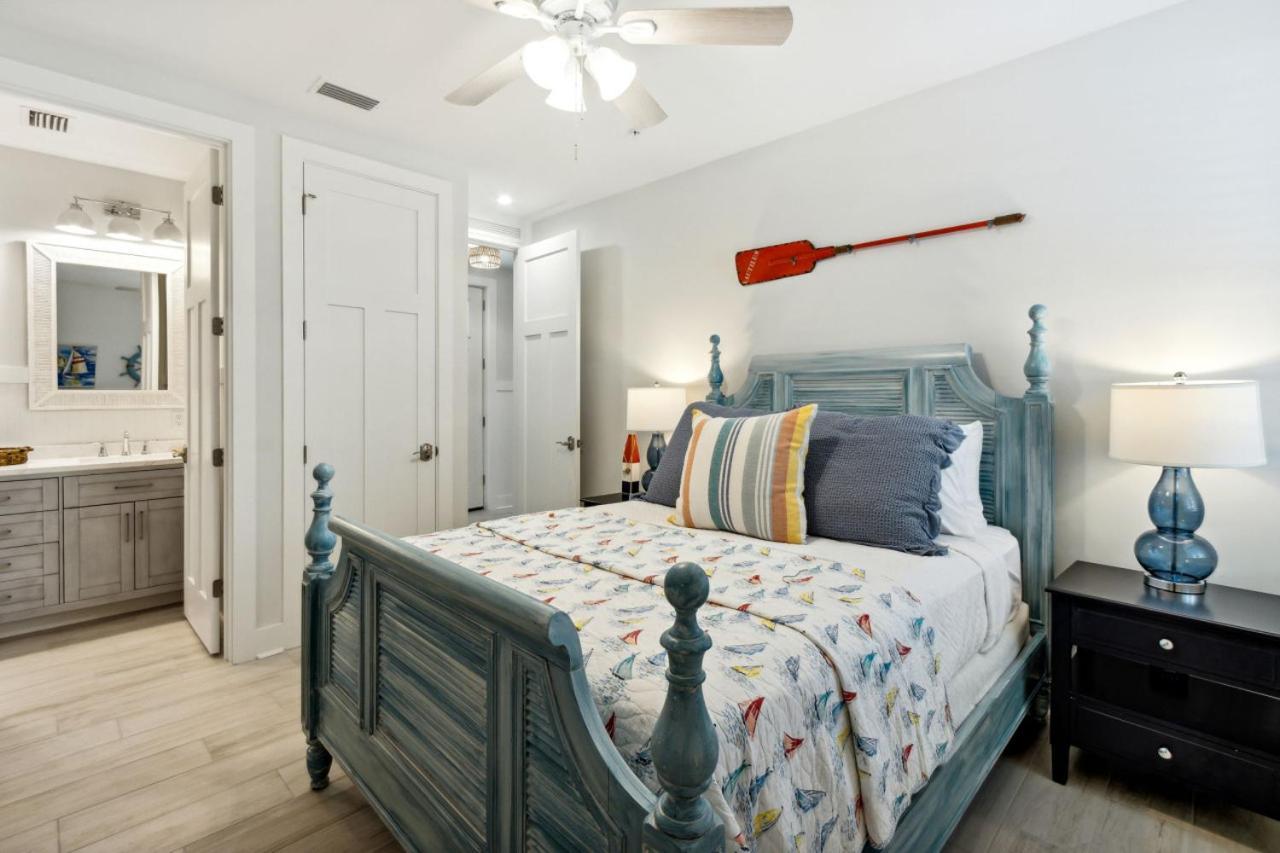 Ocean Lookout 1 - Heated Pool, Beachfront Deck, Stunning Ocean Views *