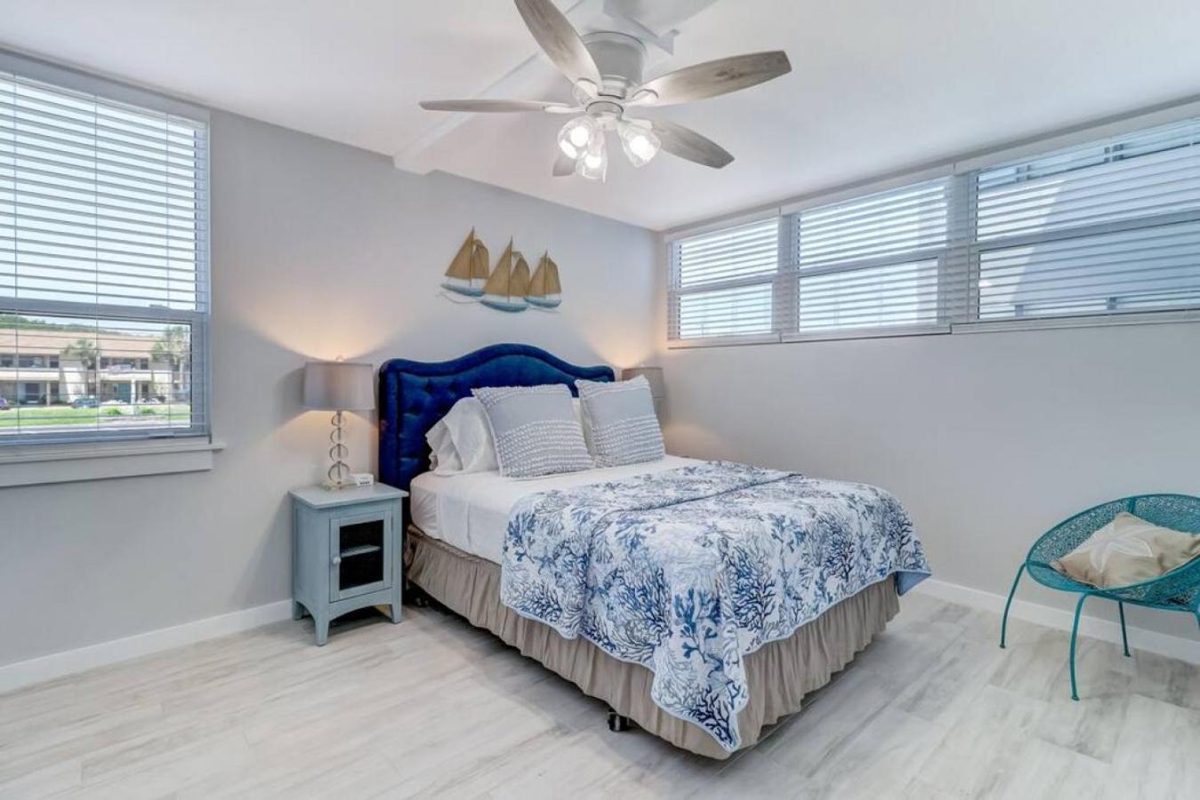 Ketch Courtyard - Oceanview Balcony - Pool - Steps From The Fernandina Beach