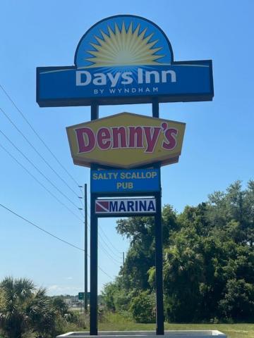 Days By Wyndham Motel Crystal River