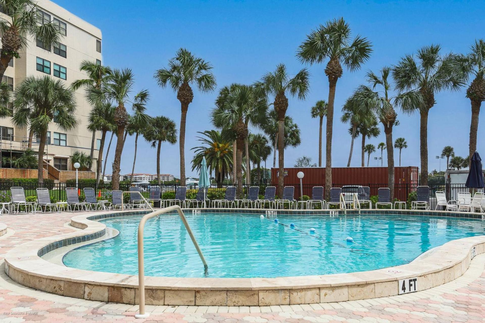 Harbor Towers-ground Floor * Siesta Key