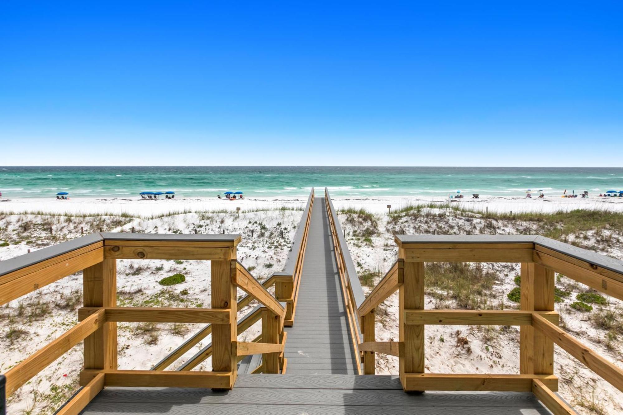 Queen Of Crystal Shores Luxury Beachfront Retreat *
