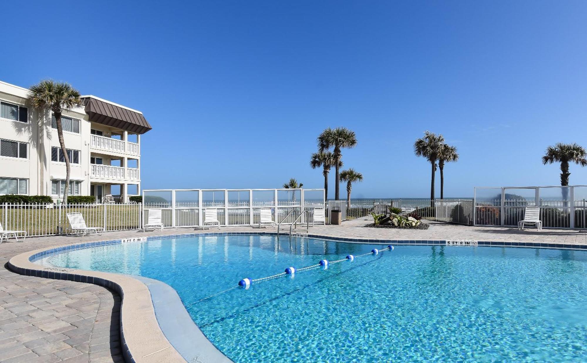 Prime Location Pool Views Oceanview Gem Chateau By The Sea 22b Apartment New Smyrna Beach