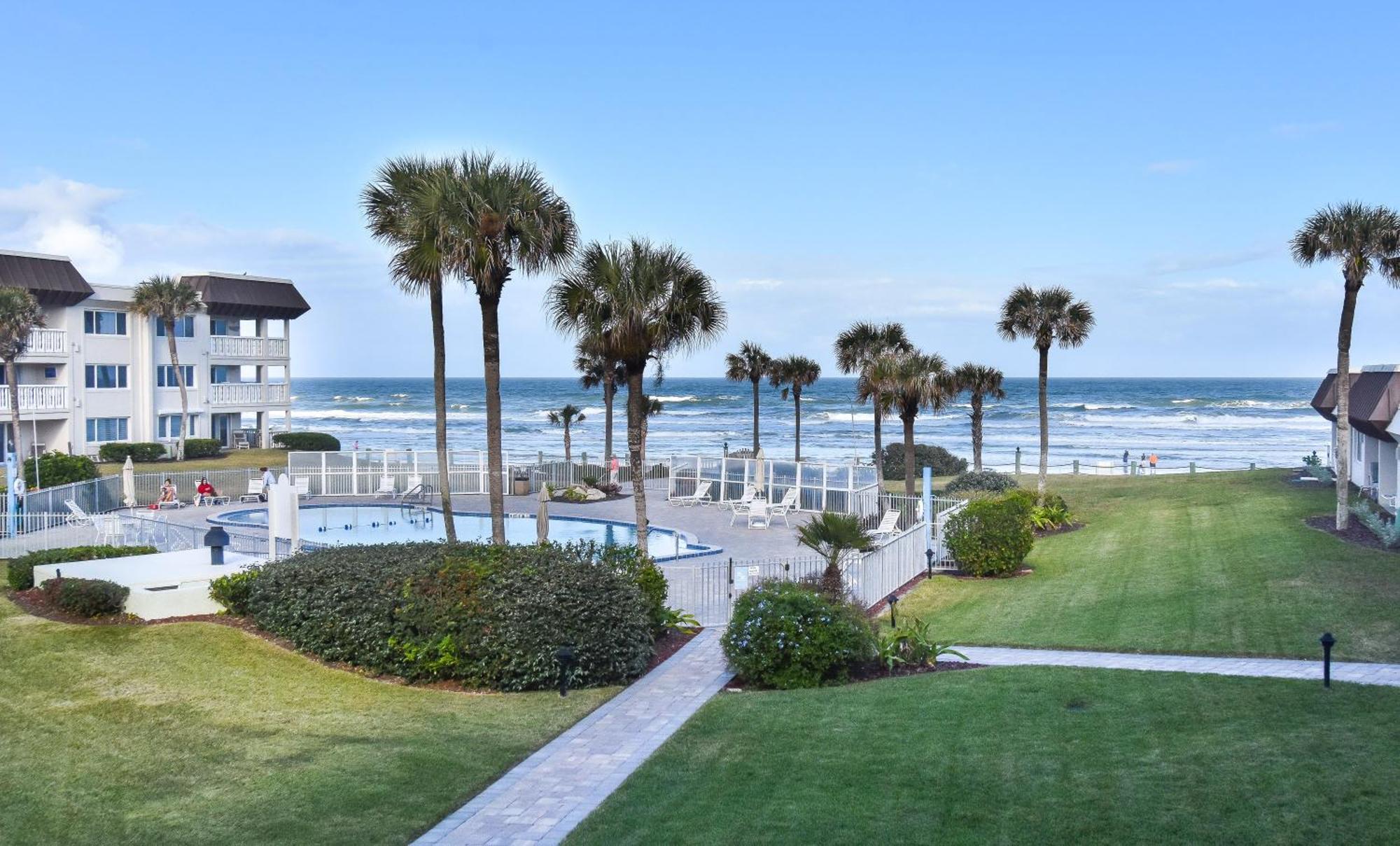 Prime Location Pool Views Oceanview Gem Chateau By The Sea 22b