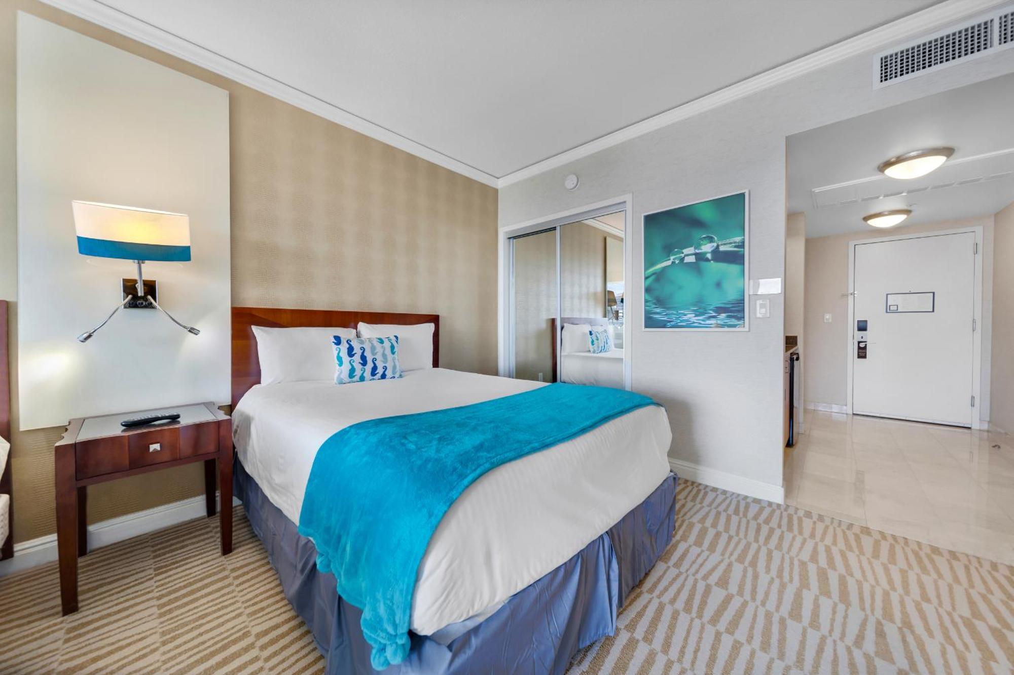 Prime Location - Luxurious Unit Within Exclusive Luxury * Sunny Isles Beach