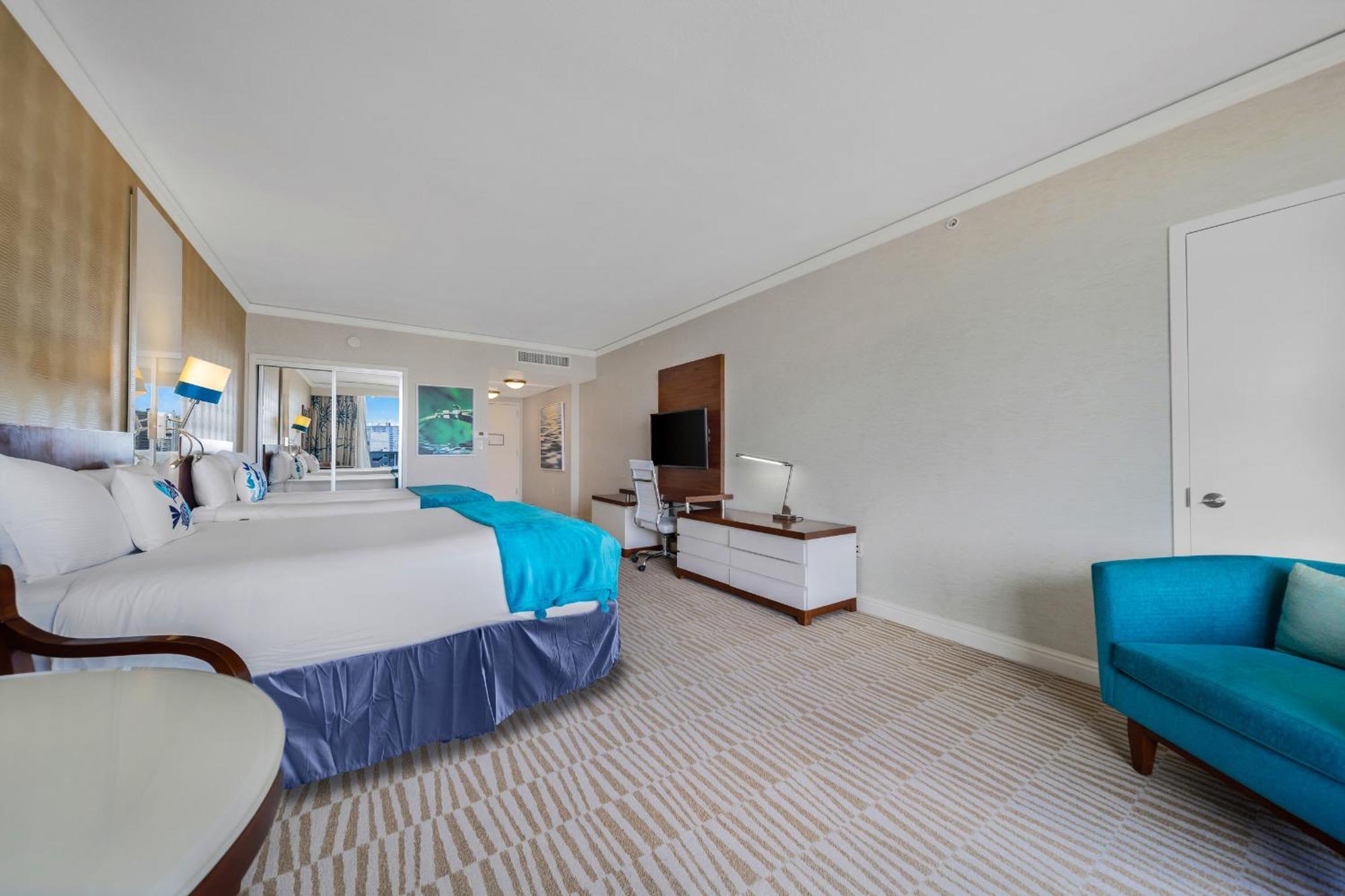Apartment Prime Location - Luxurious Unit Within Exclusive Luxury *
