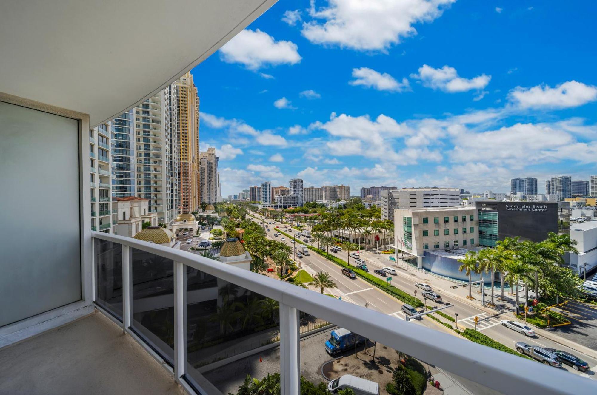 Prime Location - Luxurious Unit Within Exclusive Luxury Sunny Isles Beach