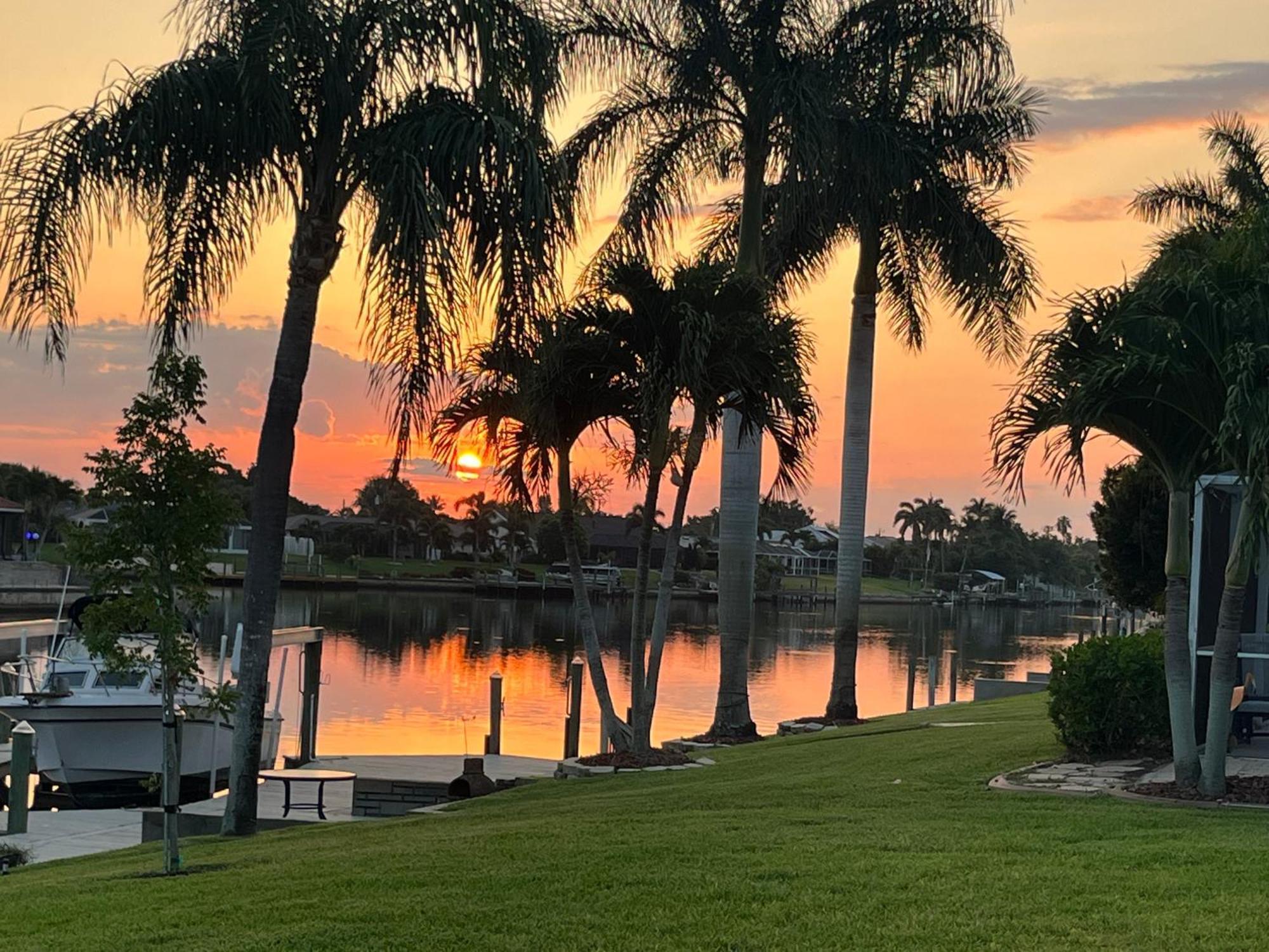 Holiday home Sunrise To Sunset - Gorgeous Villa, Heated Pool And Spa, Bicycle - Del Boca Vista - Roelens *