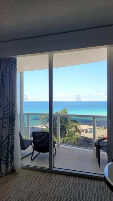 Apartment Luxurious Beachfront Sunny Isles Beach
