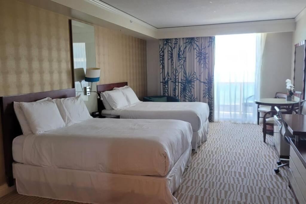 Apartment Luxurious Beachfront Sunny Isles Beach