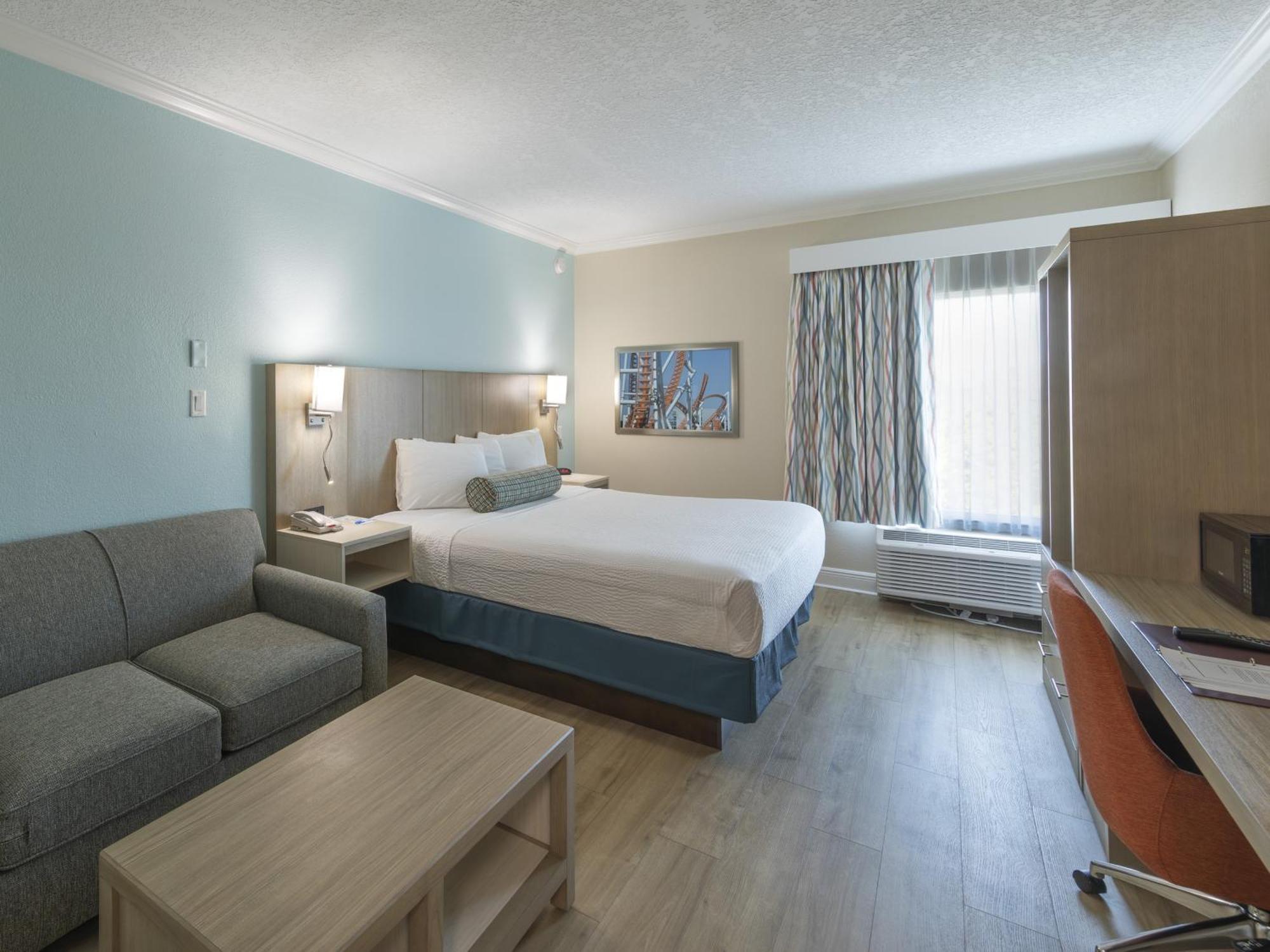 Galleria Palms Orlando - Free Theme Park Shuttles 3* Four Corners