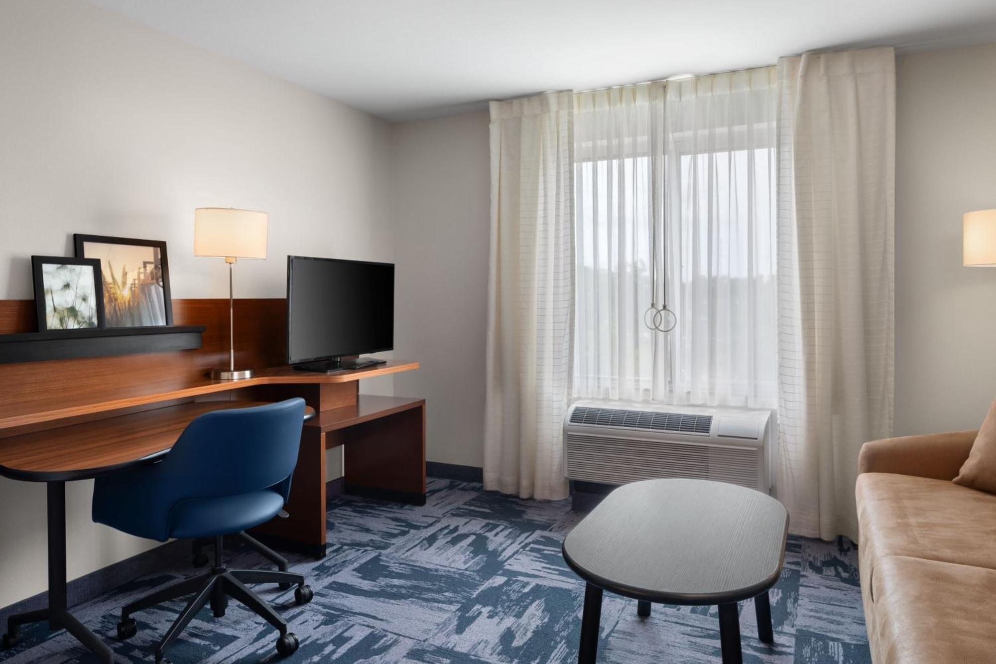 Fairfield & By Marriott Orlando Kissimmee/celebration 3* Celebration
