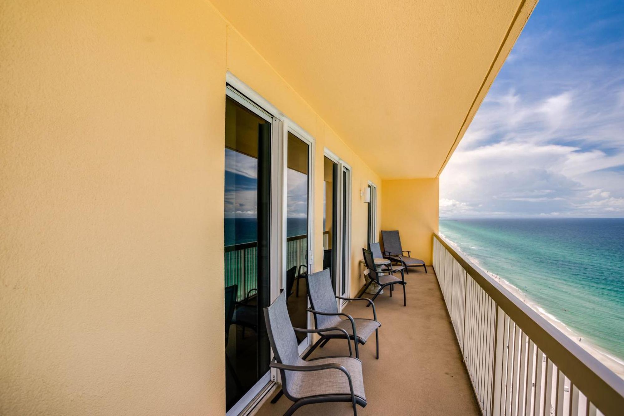 Calypso Towers Apartment