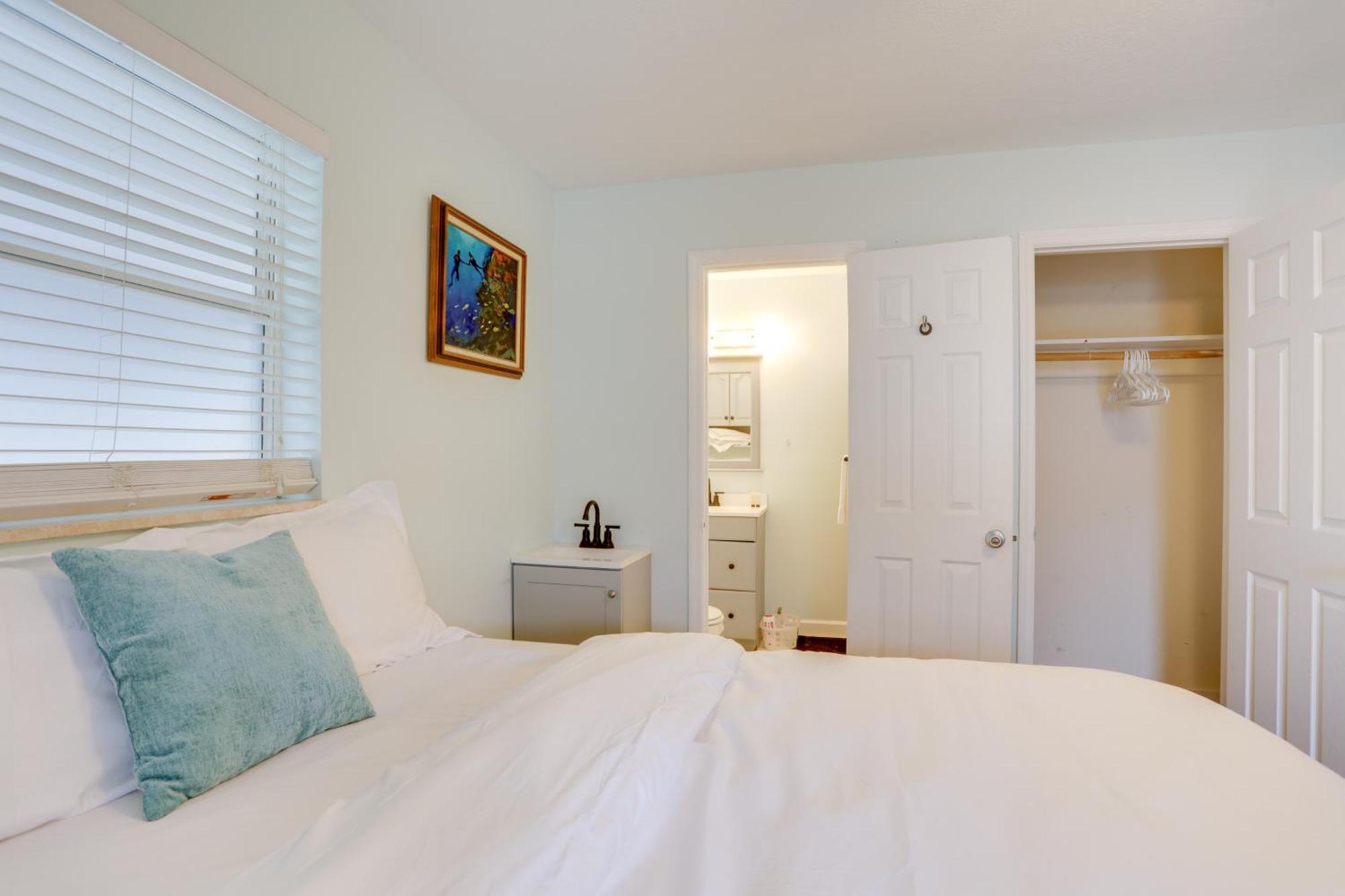 Pet-friendly Less Than 3 Mi To Downtown!