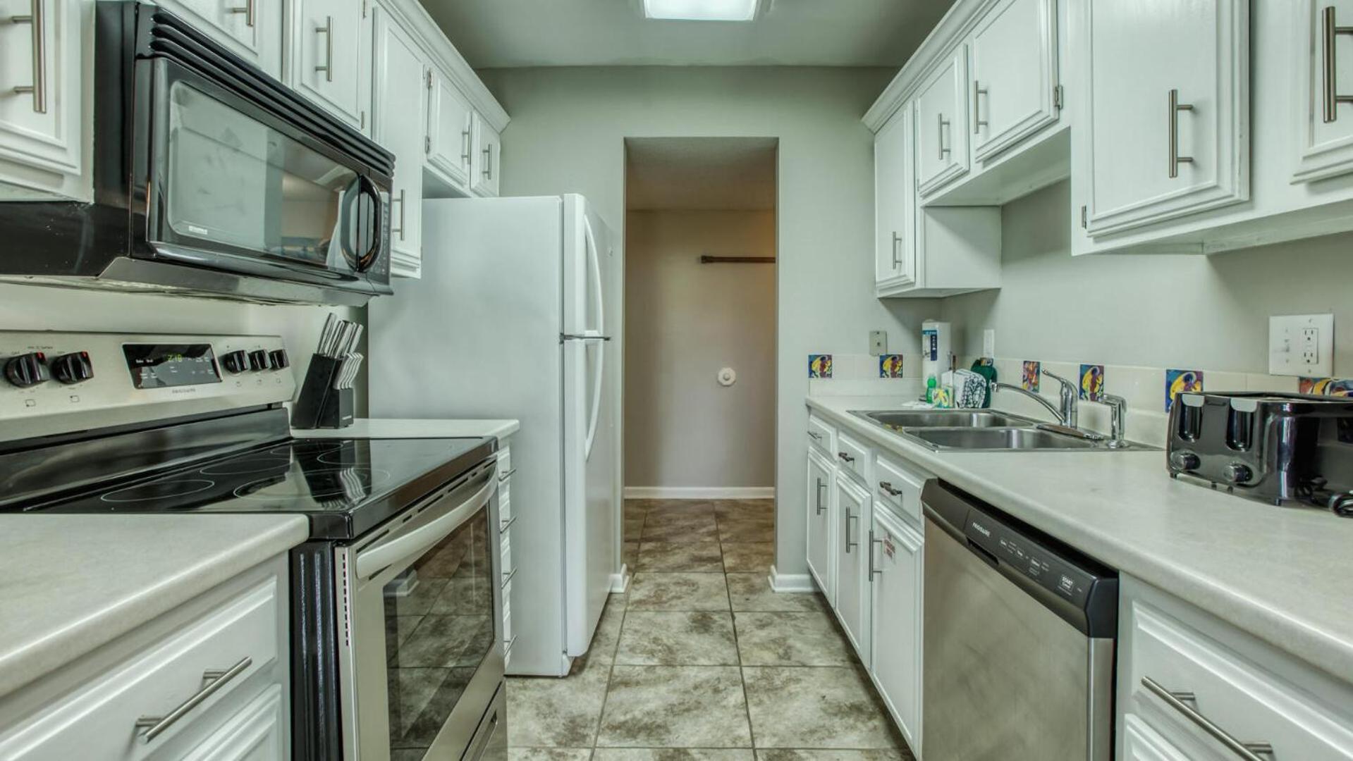 Cozy Renovated Ground Floor Unit - Golf - On The Golf Course * Destin