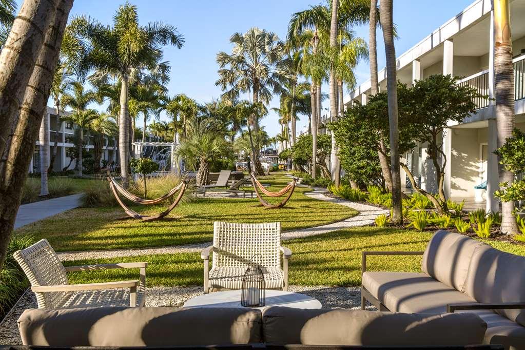 The Beachcomber St. Pete & Resort 3*