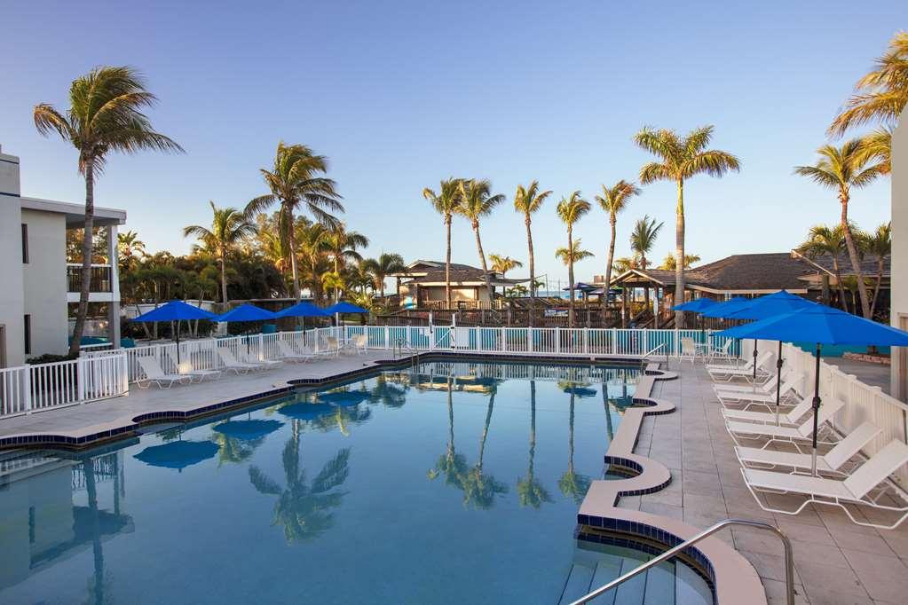 Resort The Beachcomber St. Pete & St. Pete Beach