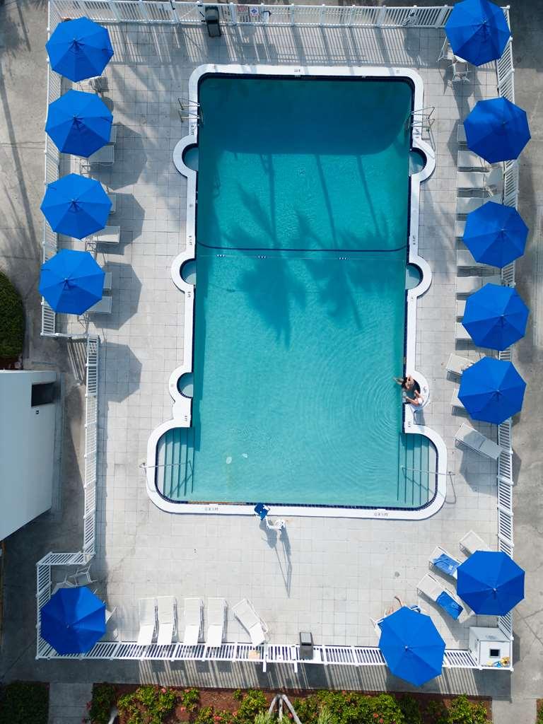 Resort The Beachcomber St. Pete & 3*