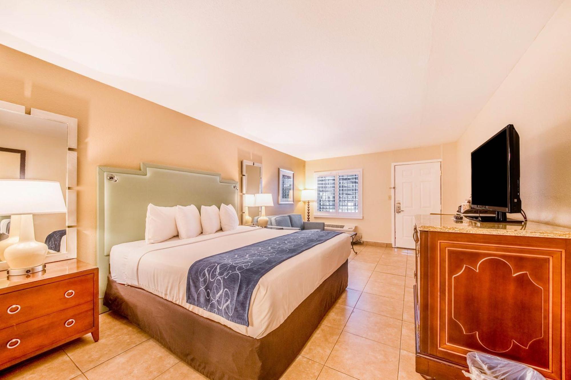 Seasons Florida 2* Kissimmee