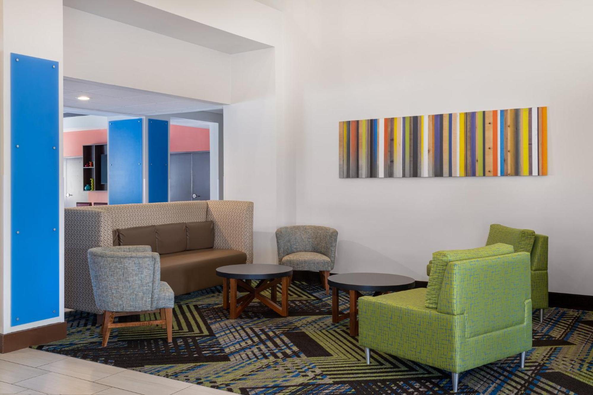 Express - By Ihg Hotel 2*