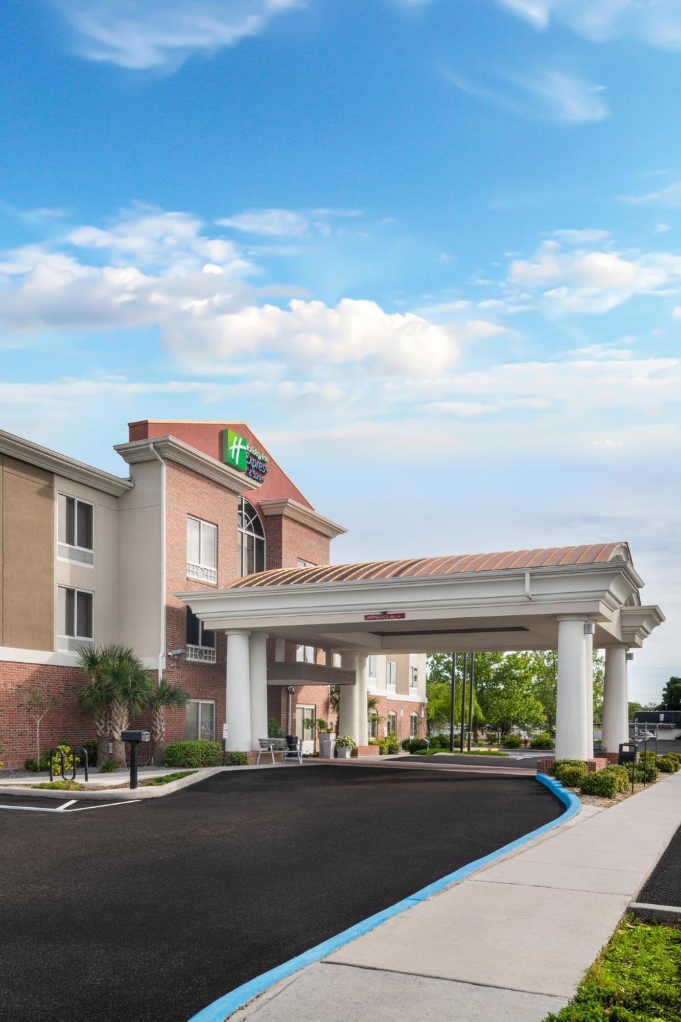 Express - By Ihg Hotel Spring Hill