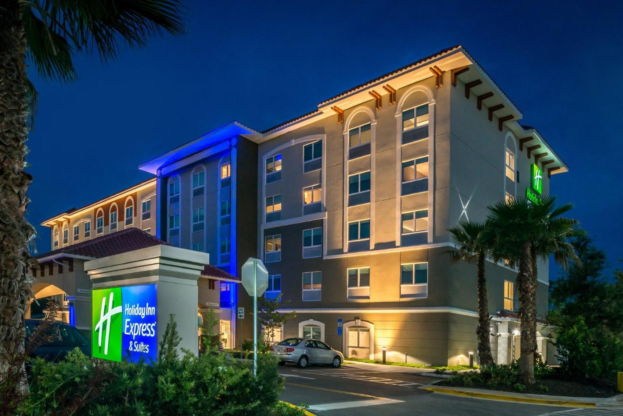 Holiday Inn Express & Suites - St. Petersburg - Madeira Beach By Ihg St. Petersburg
