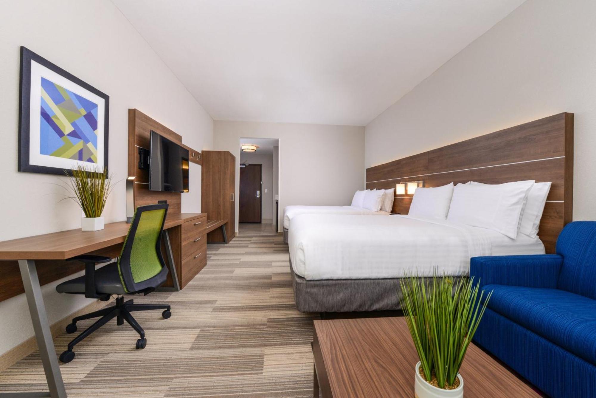 Hotel Holiday Inn Express & Suites - St. Petersburg - Madeira Beach By Ihg