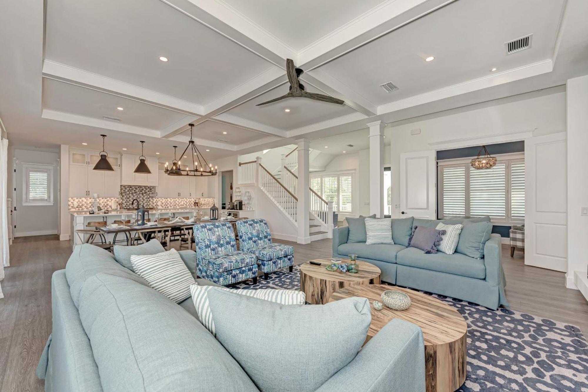 Just Beachy By Retreats Holmes Beach