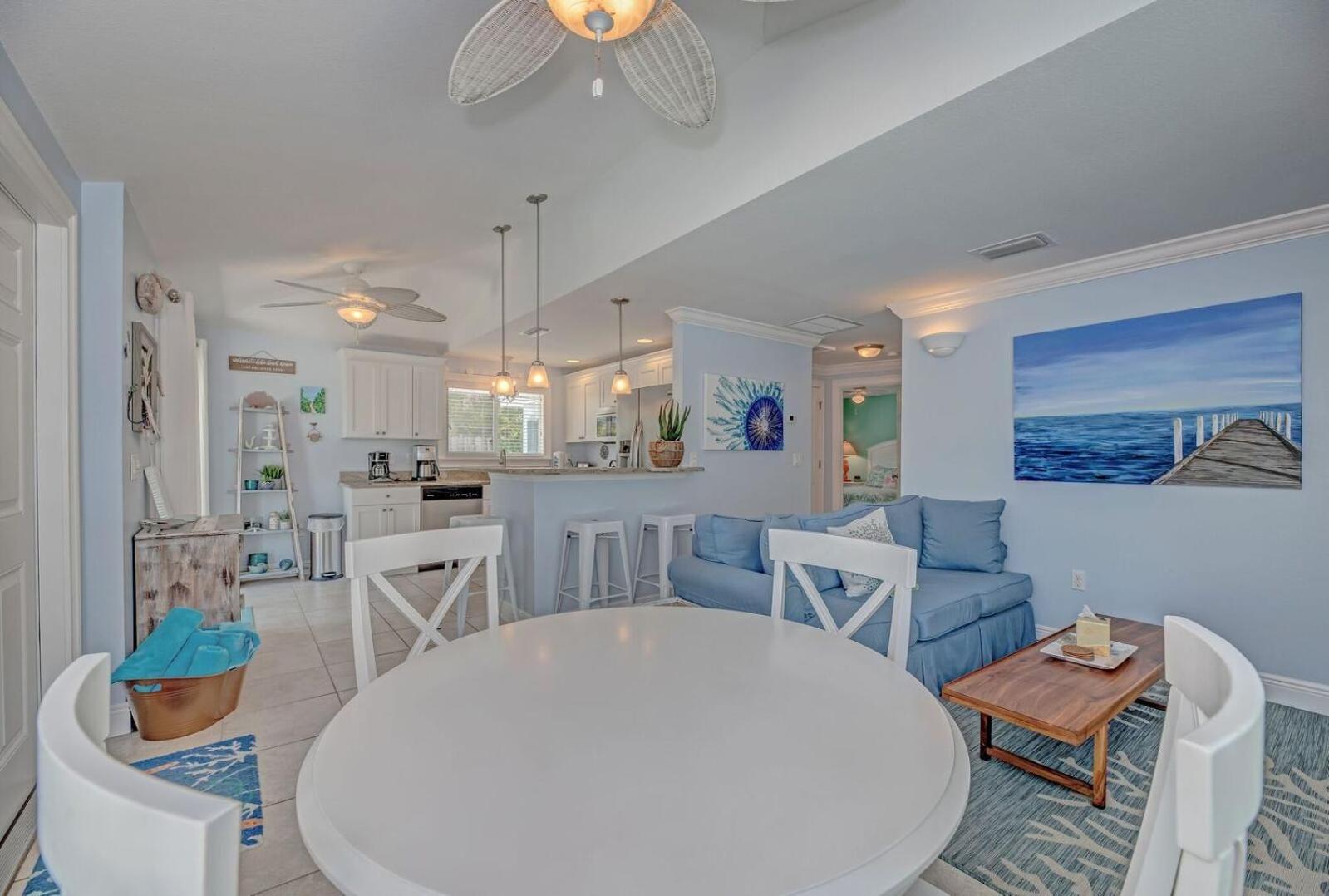 Salt Air East By Retreats *