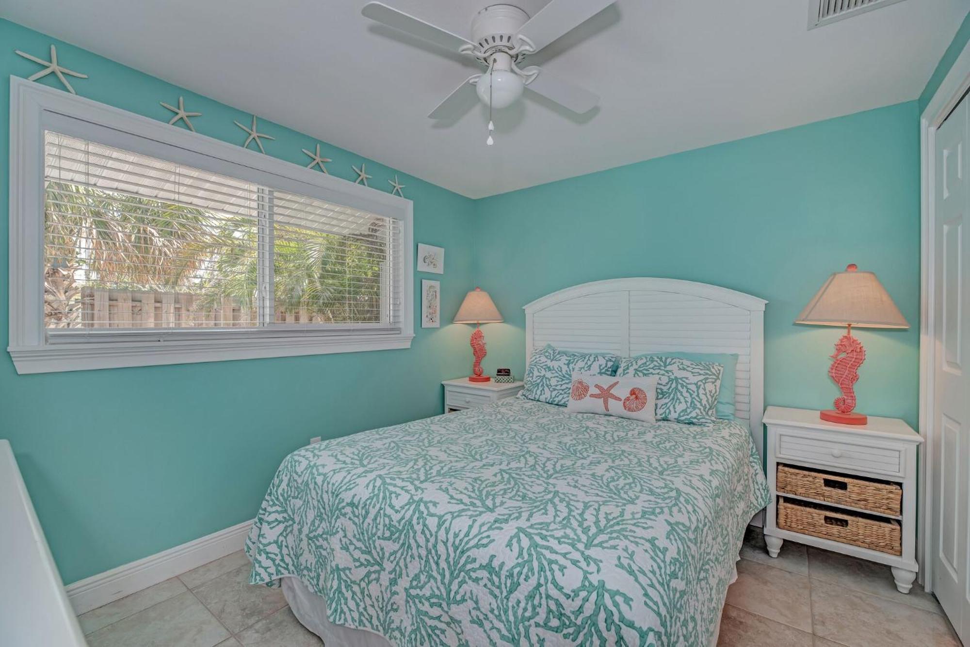 Salt Air East By Retreats * Holmes Beach