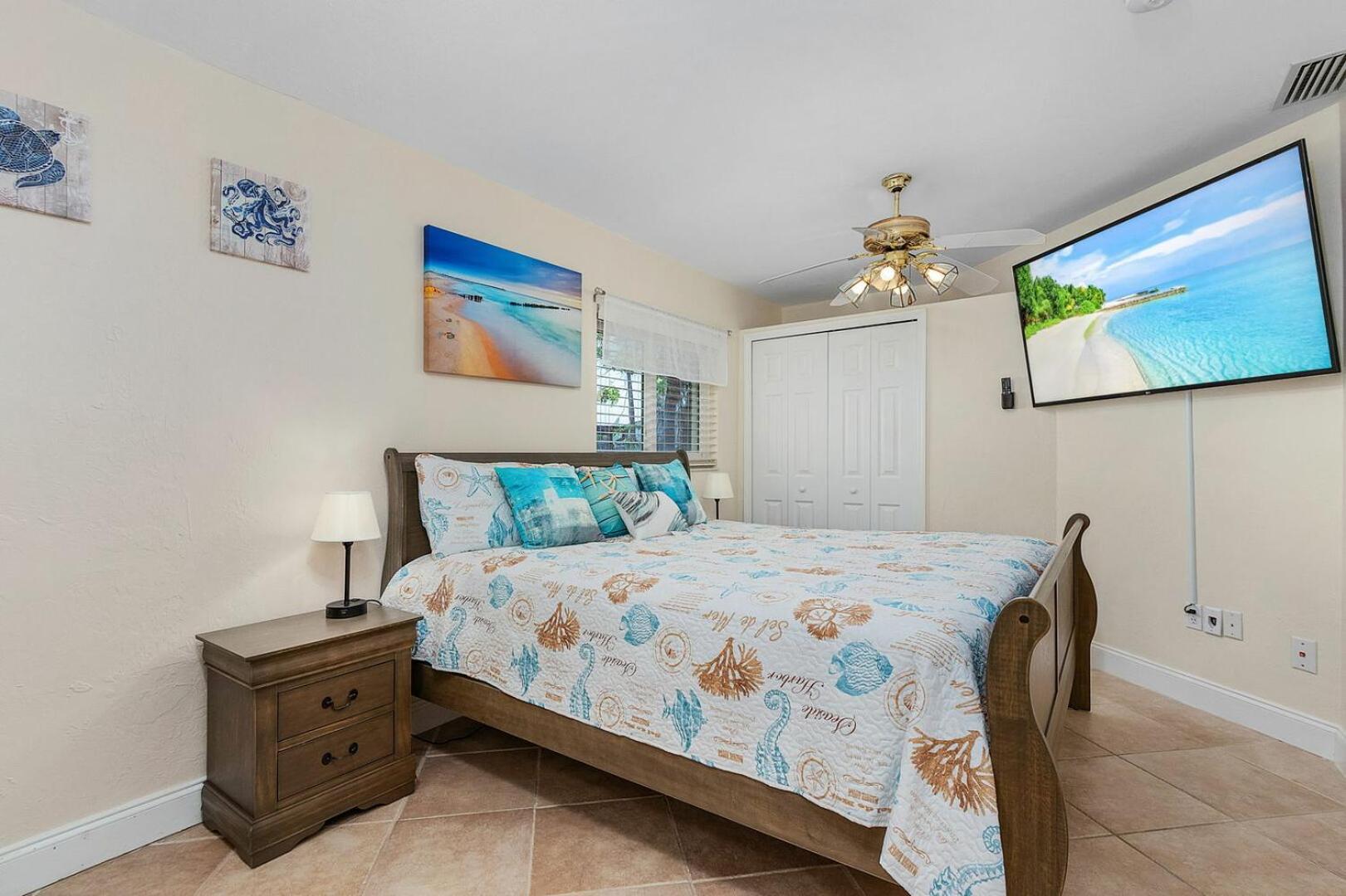 Welcome To X-ta-sea, Your Ultimate Waterfront Retreat With An Array Of Resort-style Amenities And Pet-friendly Accommodations! *