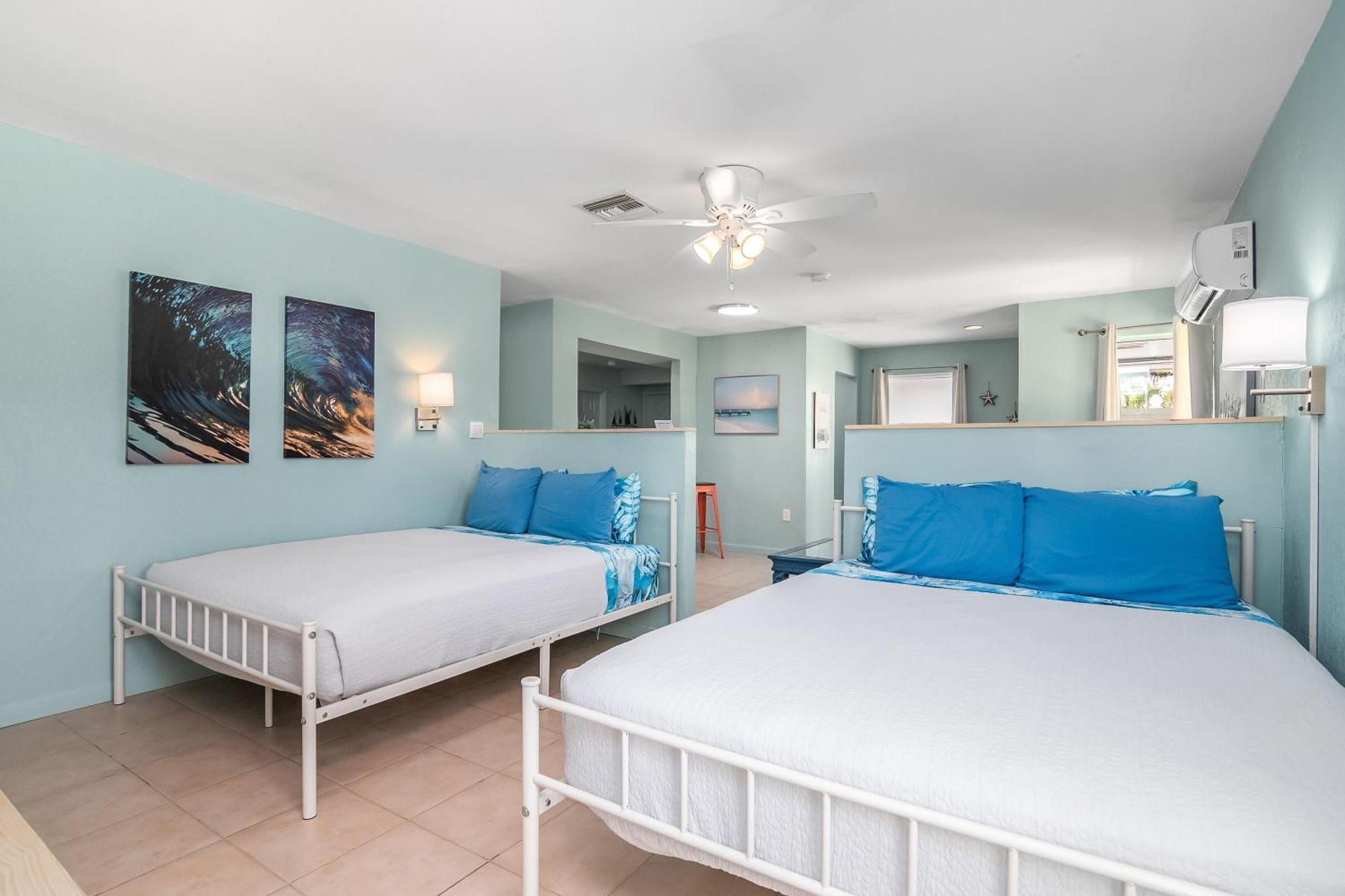 Latitude 26 Waterfront Boutique - Myers Inn 2*